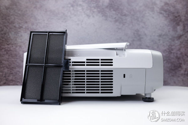 #达人发文幸运屋#商教两用的专业投影机新选择:探寻 EPSON 爱普生CB-970 投影机