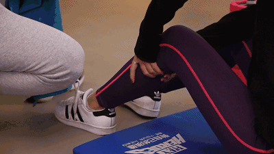 101美腿少女戚砚笛傅菁腿值太高!除了腿长和细她们更在意这个细节