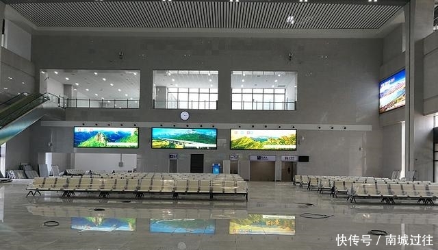  内部：鲁南高铁“复兴号”动车内部实拍流出，大量高清图首次曝