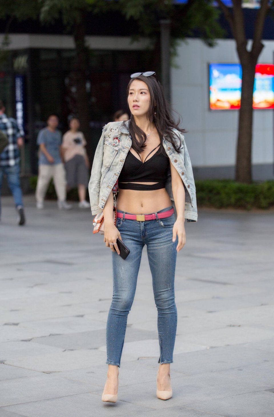 吸引人的街拍,可以没有漂亮的脸蛋,有刘诗诗、杨幂的气质最美