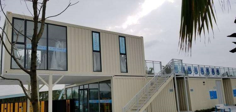 如今农村盖房不用红砖、不请工人，3天盖好200平别墅！太聪明