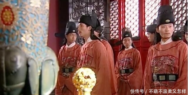 『黄麟』大臣怒斥朱元璋抄袭,朱元璋听完大臣的解释后:重重有赏