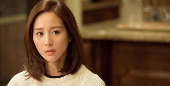 女性的高级气质，当当张钧宁跟周迅撞衫，终于见识到了