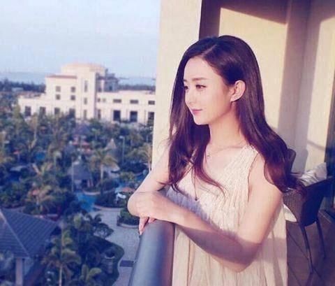 赵丽颖：颖宝休息时却被疯传身怀六甲，无奈晒出这张照片辟谣