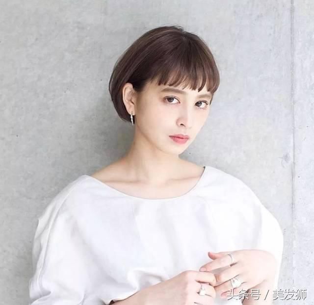 天热就要剪剪剪！这6种短发合适所有脸型，谁剪谁好看