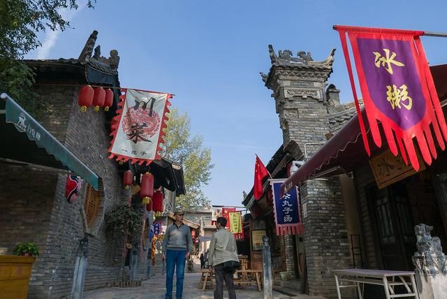 这样的景区，连青菜都吃不起