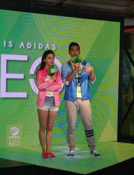 当女星穿平底鞋时大长腿还在吗?这差距不是一般大，网友:不一样