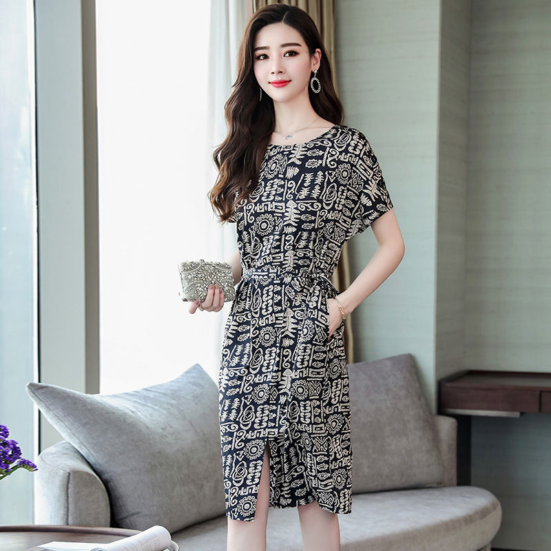 65后女人千万别穿打底裤,太土!瞧瞧这样的“秋裙“,太美了