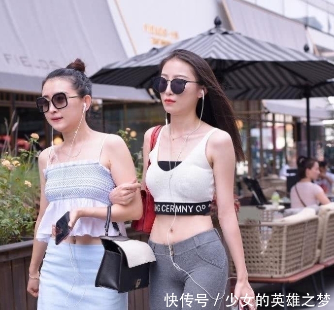 夸张@街拍:毫不夸张地说,这才是百里挑一的真女神!