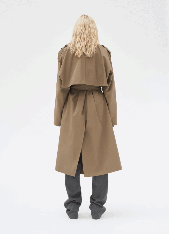 Phoebe Philo在Cline最后的一个系列，我先买为敬