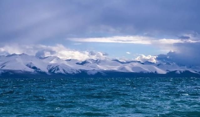 西藏最有“灵性”的湖泊，不只有纳木错，还有充满神秘的它们！