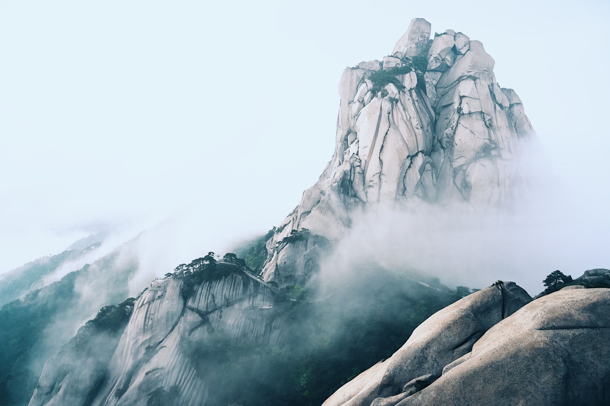 走进北纬30°的天柱山，一处风光秀丽又神秘的地方