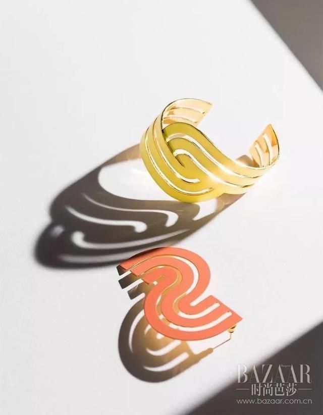 谁的小眼睛还没看过来，我的XXXL号耳环吸引不了你么?