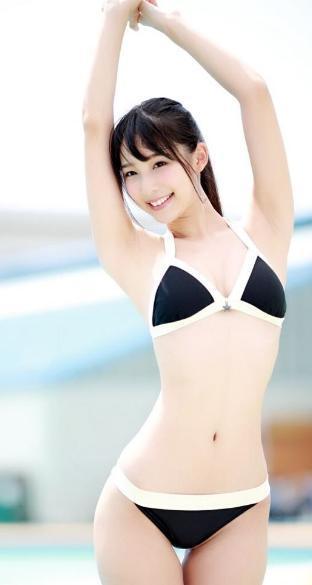 比基尼小姐姐，穿着让人大开眼界！