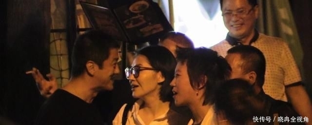 谢霆锋:谢霆锋李亚鹏,各自经历一段失败婚姻,兜兜转转均情定初恋