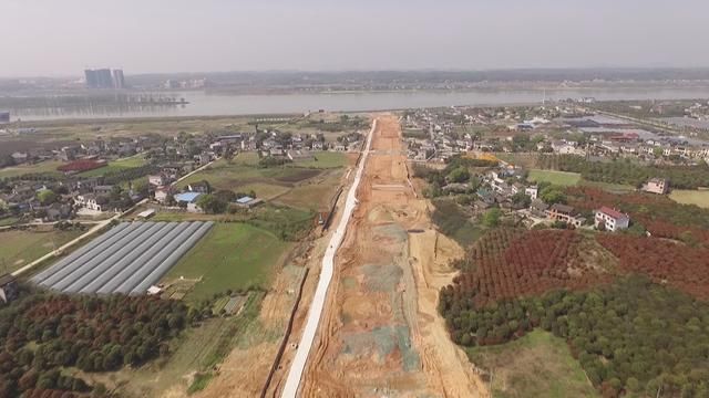 『跨京广铁路』伊莱克斯大道西延线年内通车,108根桩基完工
