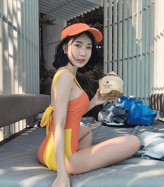  美女|潮流美女绝世难求，?尽显女神魅力，打造曼妙迷人曲线！