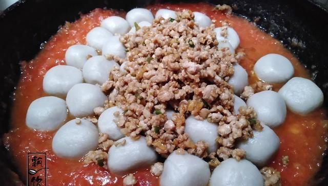 『肉末芋丸』它是强碱性食物,常吃身体好,我家这样做,每次吃光盘,天天想做