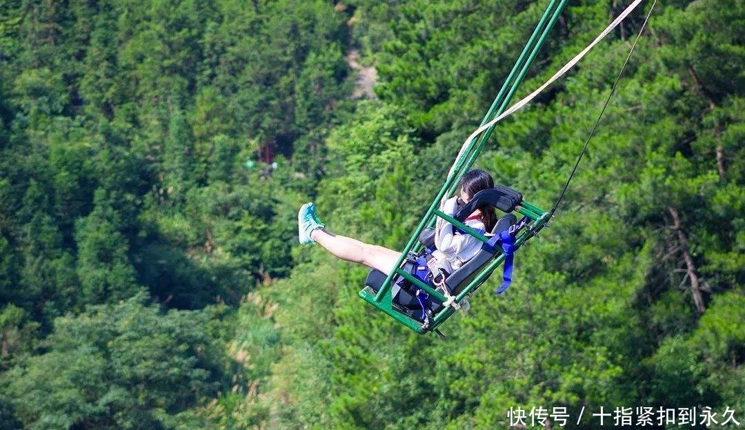 我国最惊险的荡秋千景点，游客玩之前要量血压，耗资百万打造