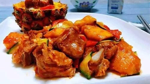 为什么排骨焯水后又腥又柴?那是你用错水了!来看看大厨的做法!