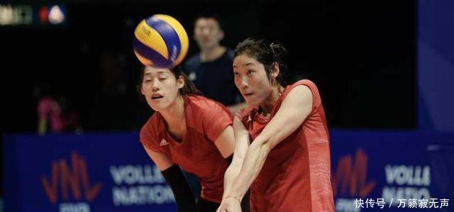 期待中国女排 2号与意大利女排18号对轰 香港