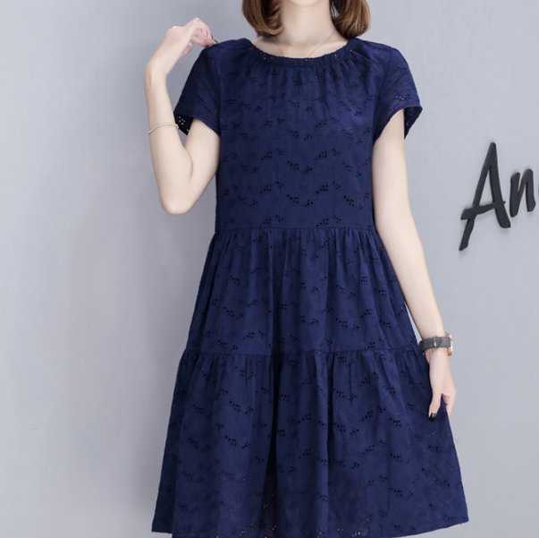 18年流行不一样的A字裙，上身贼好看，不仅显瘦还减龄不止十岁