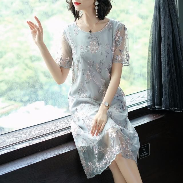 5060女人有福了!刚刚上架的“呼吸裙”，速干又吸汗，美到想不到