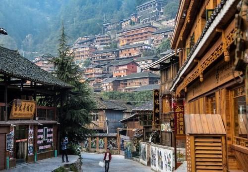 这还是西江苗寨吗？游客讲述辛酸经历，坦言：下辈子都不会再去了