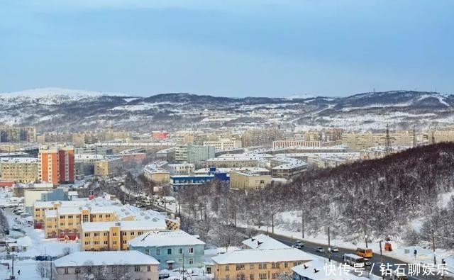 以为看极光又贵又远吗?就在中国不远处,全球看极光最便宜的地方