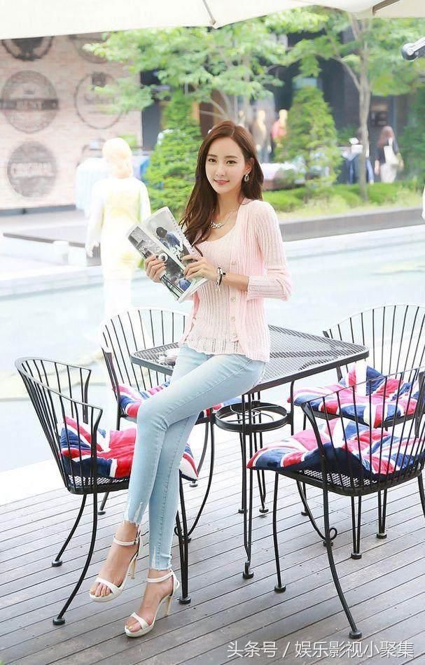 紧身裤让身材比例更加完美，美得简单，视觉上很华丽