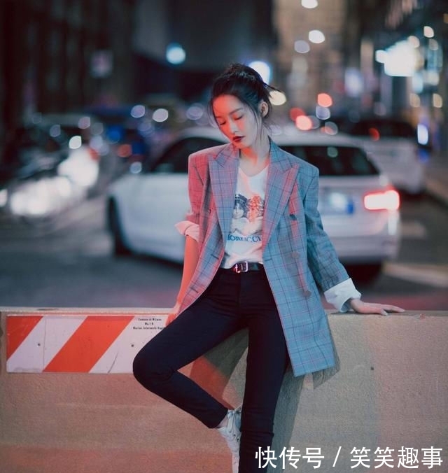 『西装』李沁,一个演技颜值都在线,却始终不温不火的演员,你喜欢她吗?