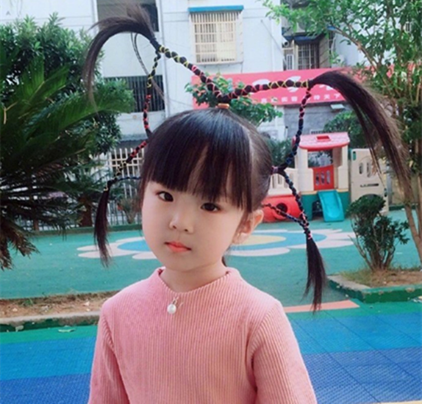 辫子■网友:这个辫子表示星期五?,亲妈给女儿扎了个“五角星辫”走红
