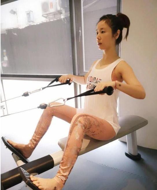 健身最可怕的事情竟在42岁林心如身上发生了，网友称不想再健身