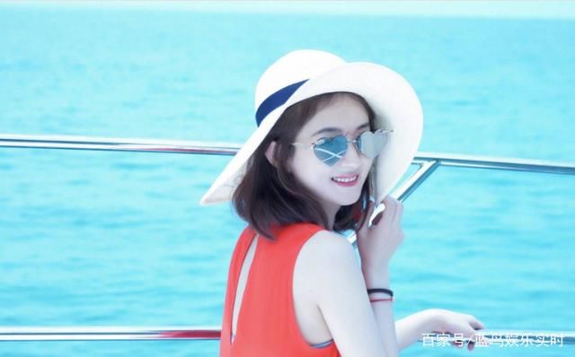 赵丽颖发文澄清，因为“两字”引起低学历纷争，网友：真爱粉强大