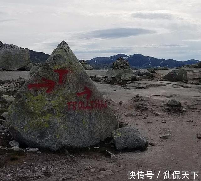 挪威最奇特石头：距离地面千尺之高，耗费一天才能到达