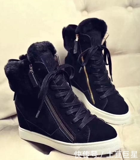 女人@精致的女人才不会穿这几种“鞋子”,尤其最后一款,既难看又廉价