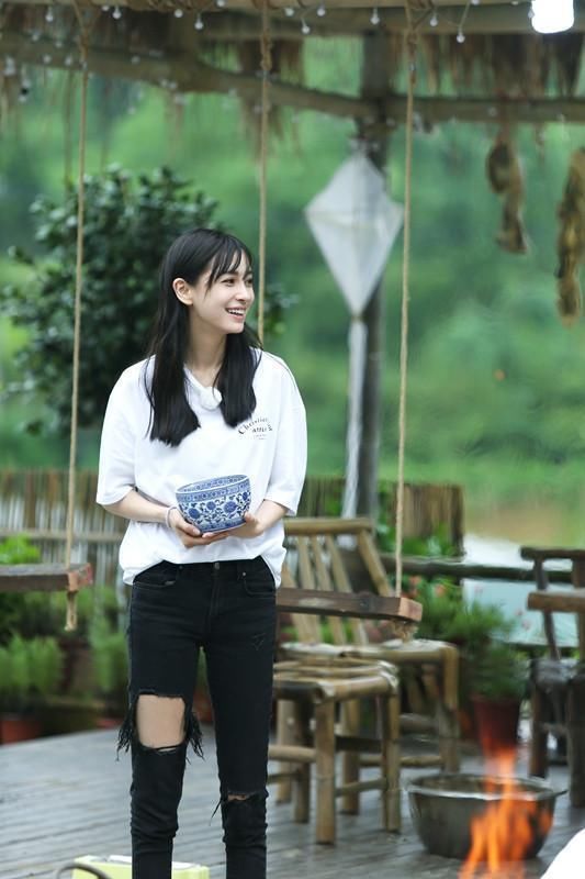 baby被疑“假吃”,于正再次力挺,点赞杨颖能吃苦态度值得肯定