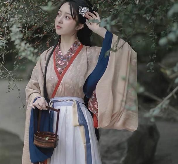  『适合』汉服：低价位魏晋制好闺蜜汉服，洒脱又随意！