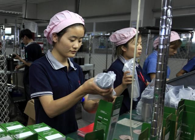 当年席卷全国的富士康争夺大战，缔造了今天富士康的辉煌