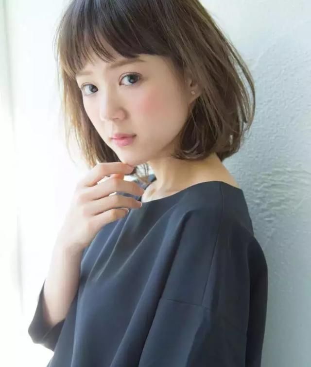 2018年最受欢迎14款发型，有你喜欢的那款吗？