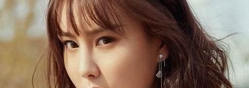  『真的』靓丽的外形，高雅的气质，十分抢眼迷人，这姑娘真的不简单