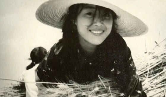 5张珍贵老照片：图三很浪漫，图五很少有人记得了