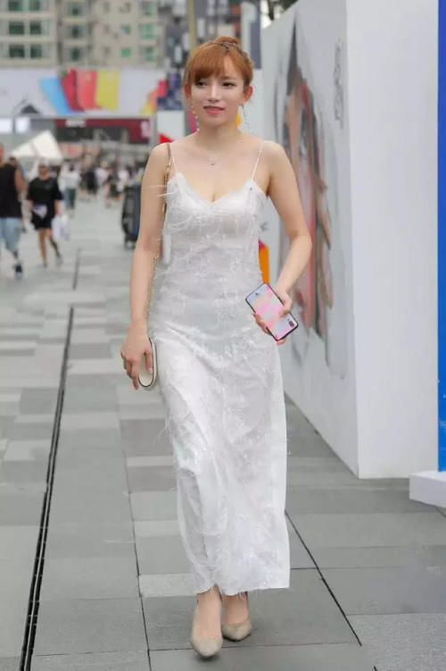  『美女』性感时尚的知性连衣裙美女，释放出女性迷人的魅力