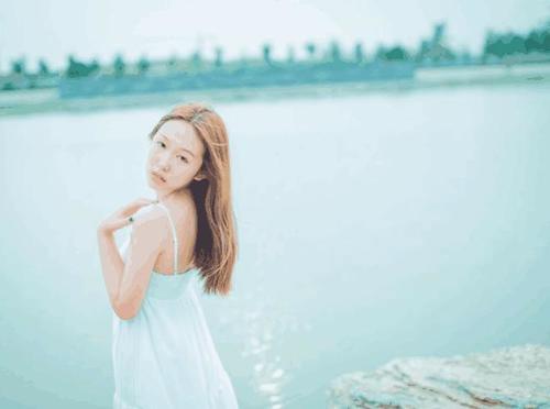 素颜比化妆还好看的人有这3个特征！你的素颜美吗？