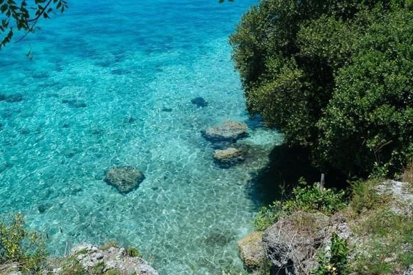 “廉价版”的马尔代夫，海水堪比翡翠，你去过吗？