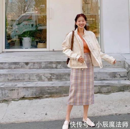 『女性』拯救黄皮肤女性的穿搭技巧,避开这几大误区,要穿这些颜色才显白