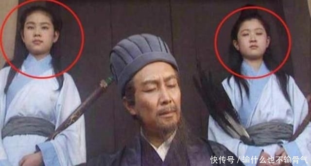 「退兵」空城计最大疑点,是城楼拿扇子的两琴童难怪司马懿看见立马退兵