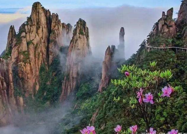 这三座大山让旅途更有意味，壮丽景色与云海，有说不尽的美妙