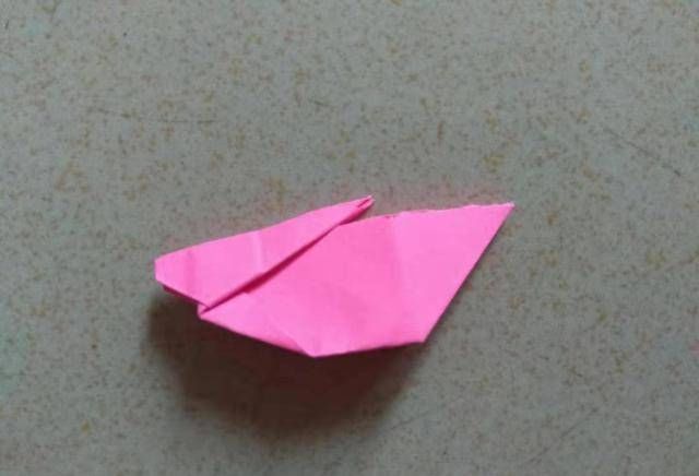  三角形：如何折叠三维小兔子？一张纸告诉你答案