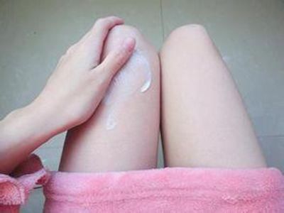 药店不起眼的身体乳，满满维生素，只因提成太少销售员都不推荐!